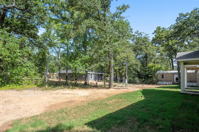 130 Arapaho Trail, Mabank, TX 75156