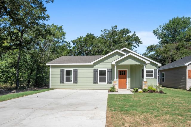 130 Arapaho Trail, Mabank, TX 75156