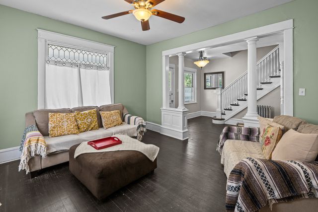 1021 22ND Street, Rock Island, IL 61201