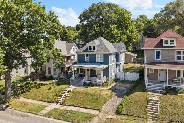 1021 22ND Street, Rock Island, IL 61201