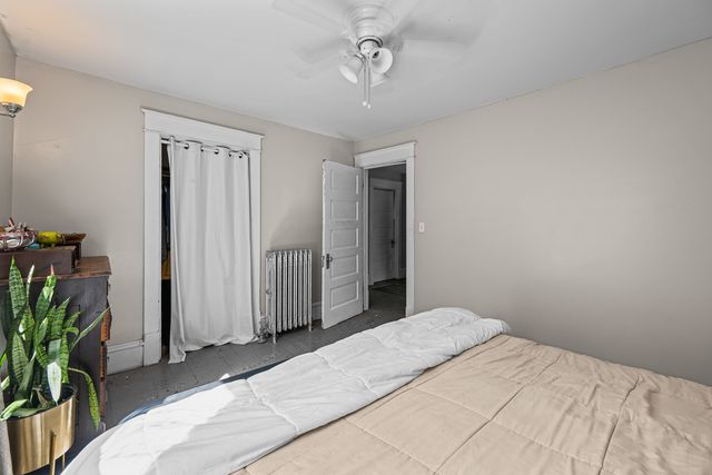 1021 22ND Street, Rock Island, IL 61201