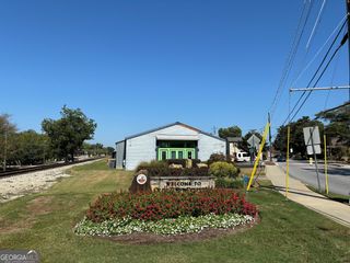 955 Commercial Street, Conyers, GA 30012