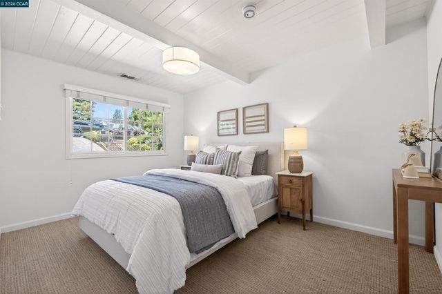 60 Karol Ln, Pleasant Hill, CA 94523