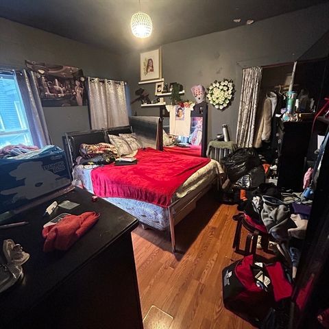 29 Park St, Brockton, MA 02301