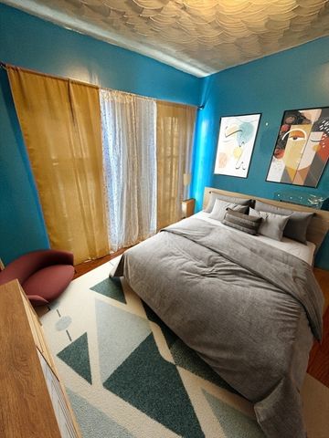 29 Park St, Brockton, MA 02301