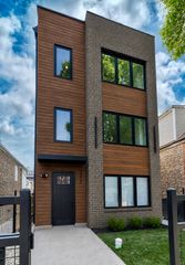 3018 W Polk Street, Chicago, IL 60612