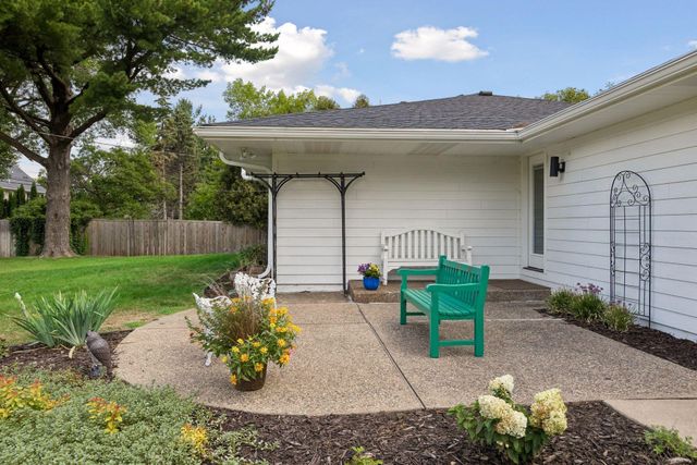5724 Code Avenue, Edina, MN 55436