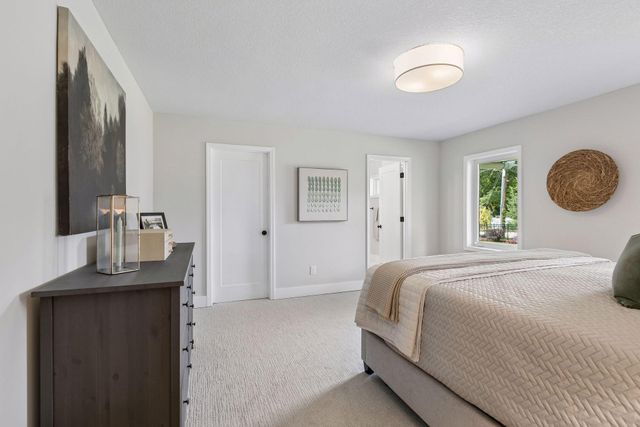 5724 Code Avenue, Edina, MN 55436