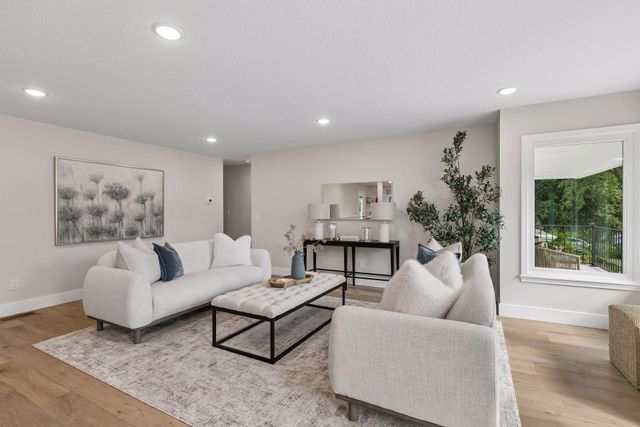 5724 Code Avenue, Edina, MN 55436
