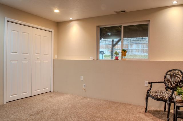 8908 N Pamela St, Spokane, WA 99208