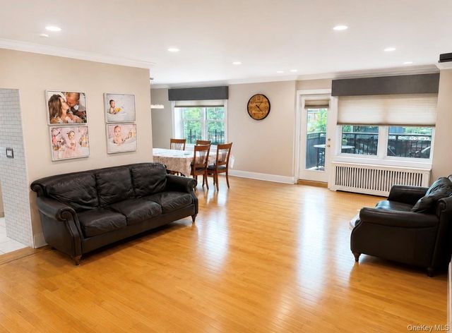 162-01 Powells Cove Boulevard 2G, Beechhurst, NY 11357
