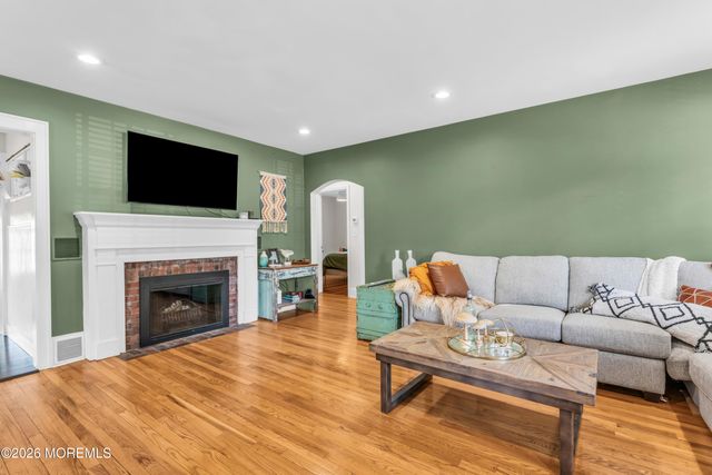 81 7th Avenue, Atlantic Highlands, NJ 07716
