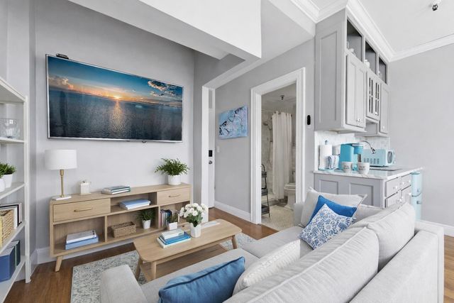 235 Sunrise Avenue 3013, Palm Beach, FL 33480