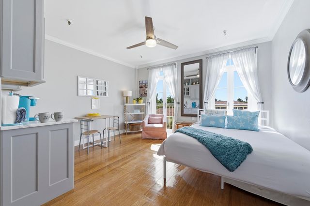 235 Sunrise Avenue 3013, Palm Beach, FL 33480