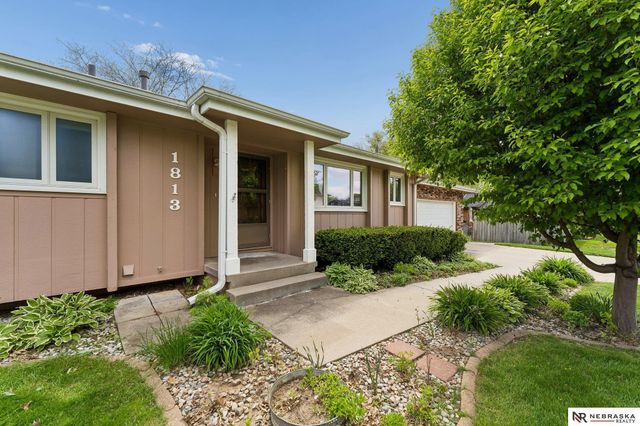 1813 College View Drive, Blair, NE 68008