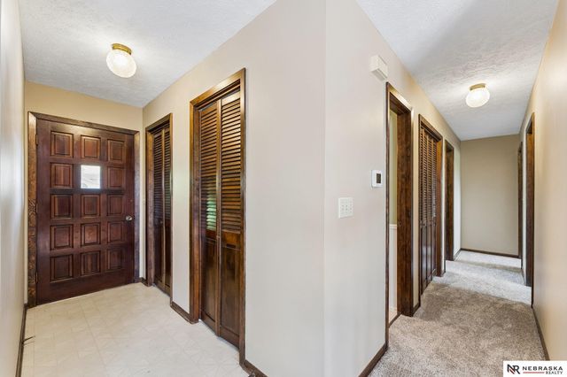 1813 College View Drive, Blair, NE 68008