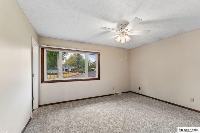 1813 College View Drive, Blair, NE 68008