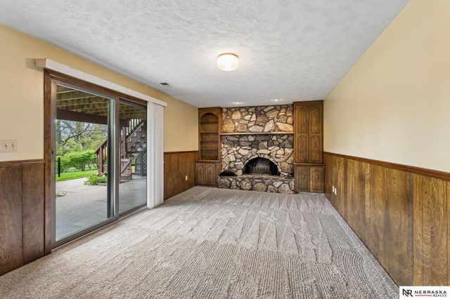 1813 College View Drive, Blair, NE 68008
