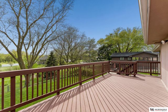 1813 College View Drive, Blair, NE 68008