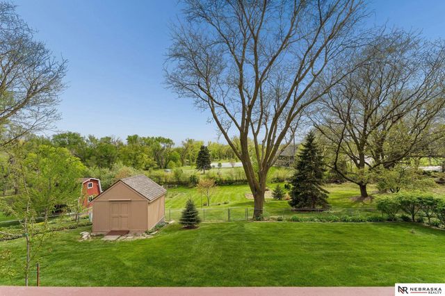1813 College View Drive, Blair, NE 68008
