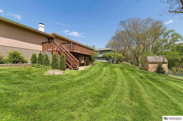 1813 College View Drive, Blair, NE 68008