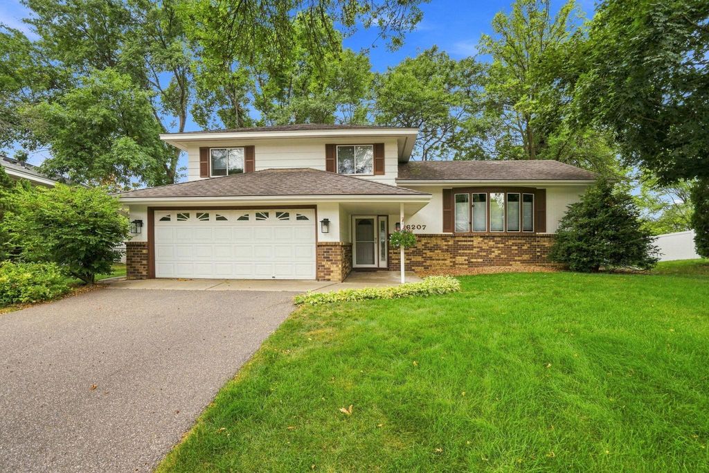 6207 Edgemont Boulevard N, Brooklyn Park, MN 55428 — exterior