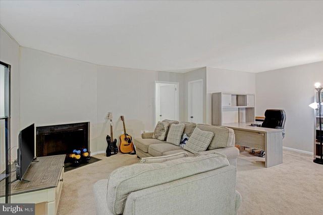 10927 DEBORAH DR, Potomac, MD 20854