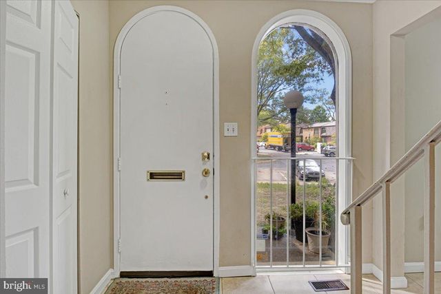 10927 DEBORAH DR, Potomac, MD 20854