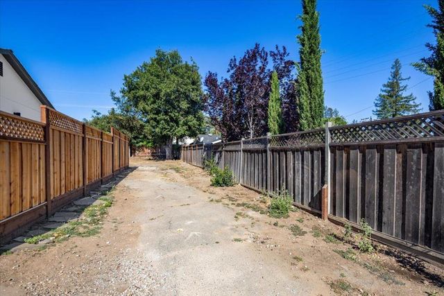 16153 Los Gatos Almaden Road, Los Gatos, CA 95032