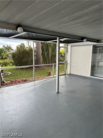 632 98th AVE N, Naples, FL 34108