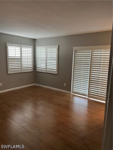 632 98th AVE N, Naples, FL 34108
