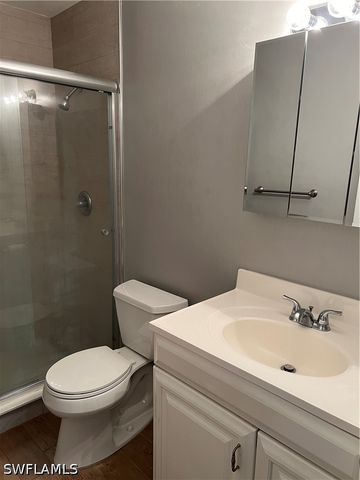 632 98th AVE N, Naples, FL 34108
