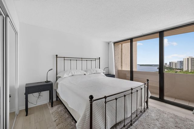 4200 N Ocean Drive 2-1601, Singer Island, FL 33404