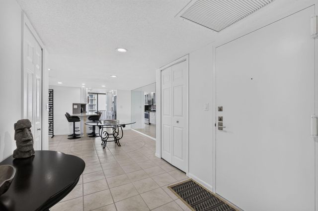 4200 N Ocean Drive 2-1601, Singer Island, FL 33404
