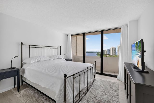 4200 N Ocean Drive 2-1601, Singer Island, FL 33404