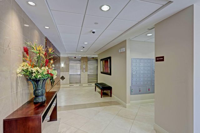 4200 N Ocean Drive 2-1601, Singer Island, FL 33404