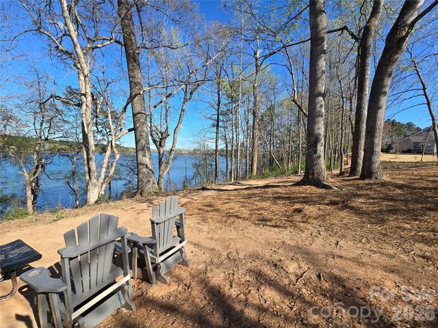 525 Cellini Place, Mount Holly, NC 28120