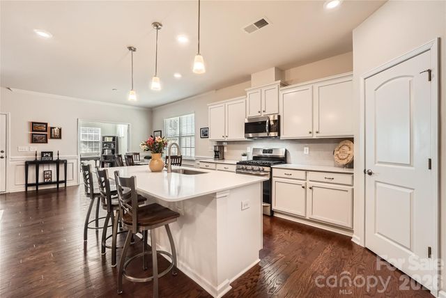 525 Cellini Place, Mount Holly, NC 28120