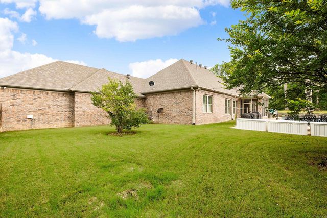 6533 Westminster, Benton, AR 72019