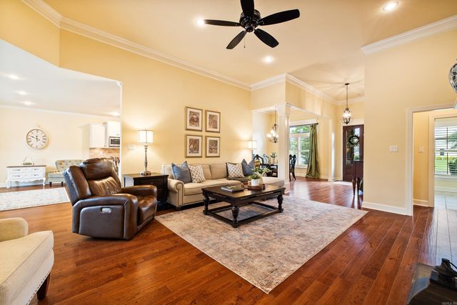 6533 Westminster, Benton, AR 72019