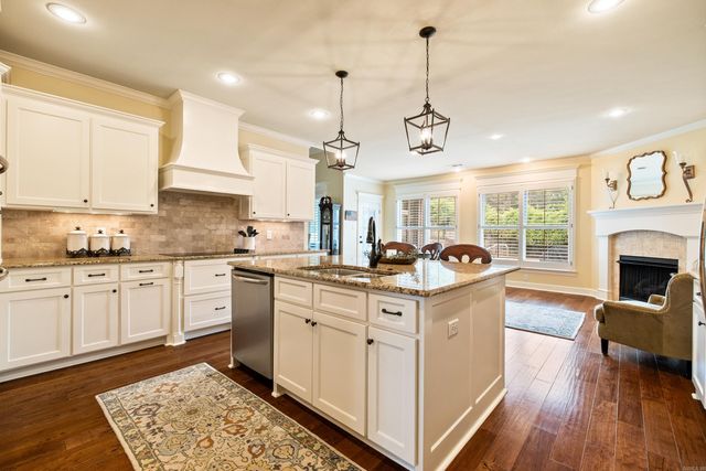 6533 Westminster, Benton, AR 72019