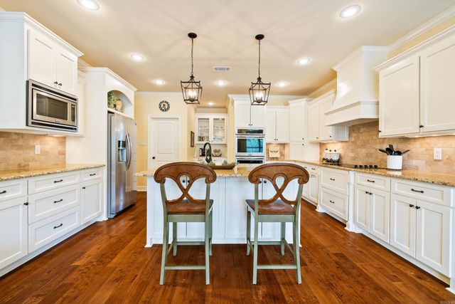 6533 Westminster, Benton, AR 72019