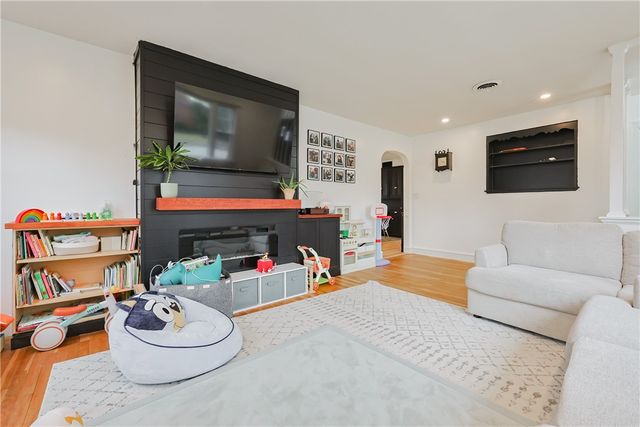 11 Browne Street, Cranston, RI 02920