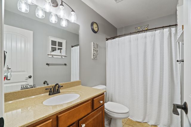 5702 SHEARWATER CT, Columbia, MO 65203