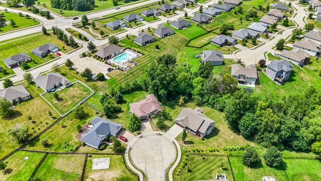 5702 SHEARWATER CT, Columbia, MO 65203