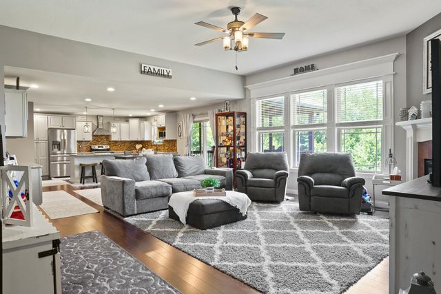 5702 SHEARWATER CT, Columbia, MO 65203