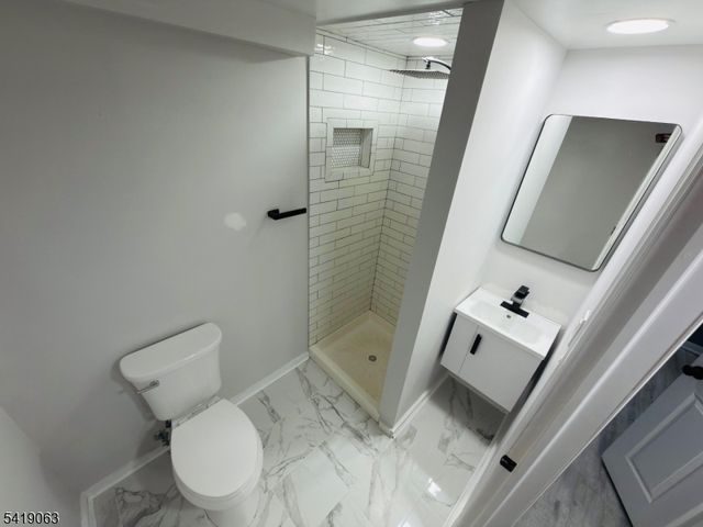 19 South St, Dover Town, NJ 07801