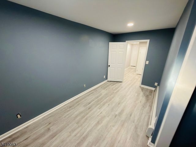 19 South St, Dover Town, NJ 07801