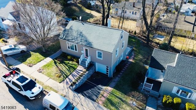19 South St, Dover Town, NJ 07801
