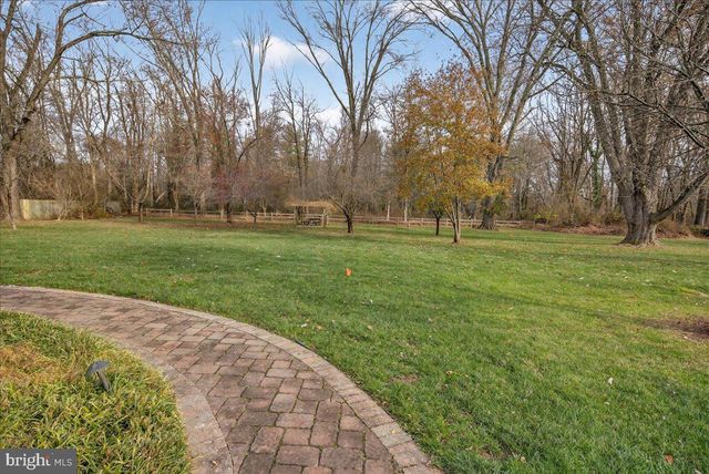 328 DODDS LN, Princeton, NJ 08540